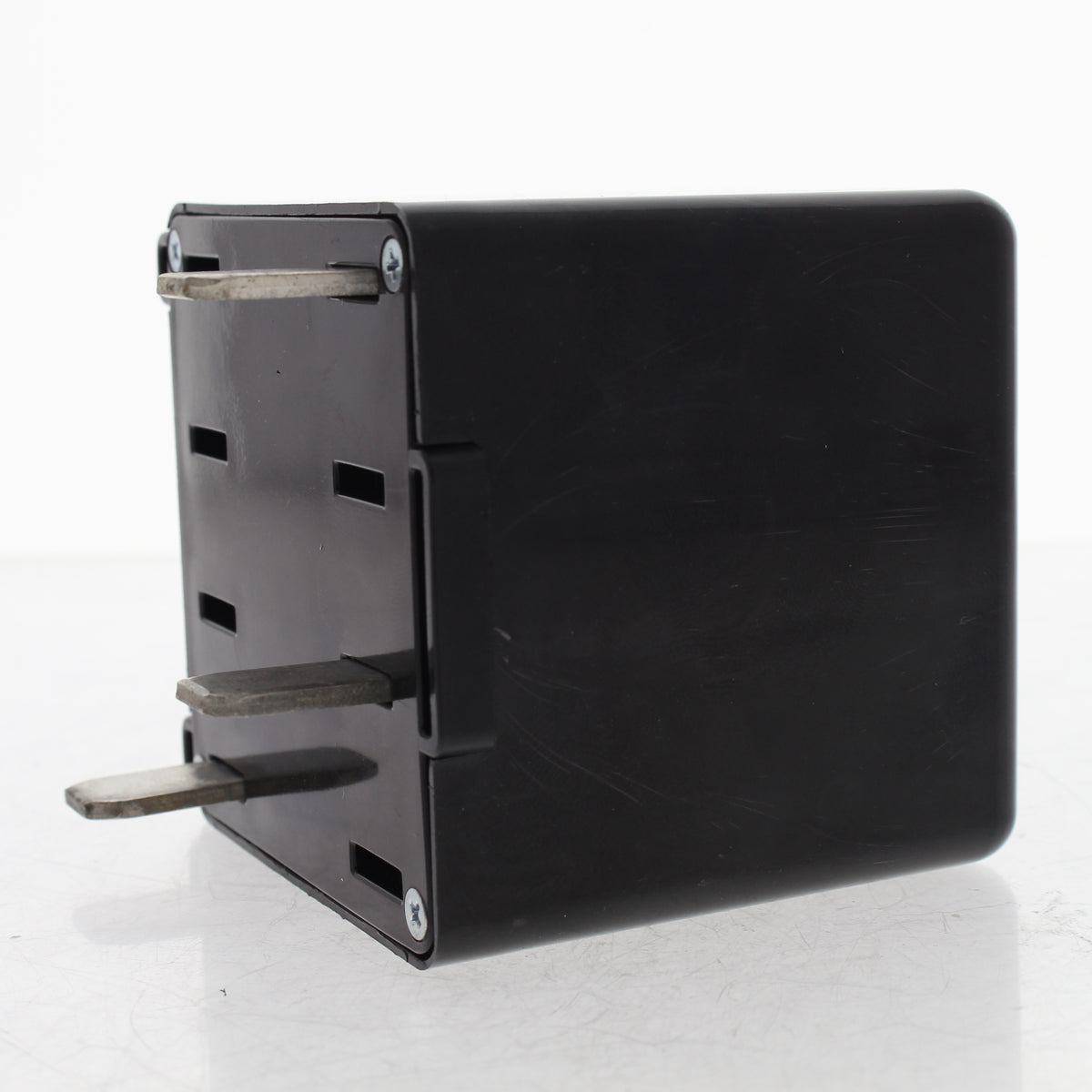 Leviton Black TVSS Module Panel Mount 346V 50/60Hz