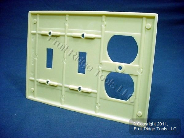 Leviton 86021 Ivory 3-Gang Toggle Duplex Plastic Standard Wallplate Cover 15pcs