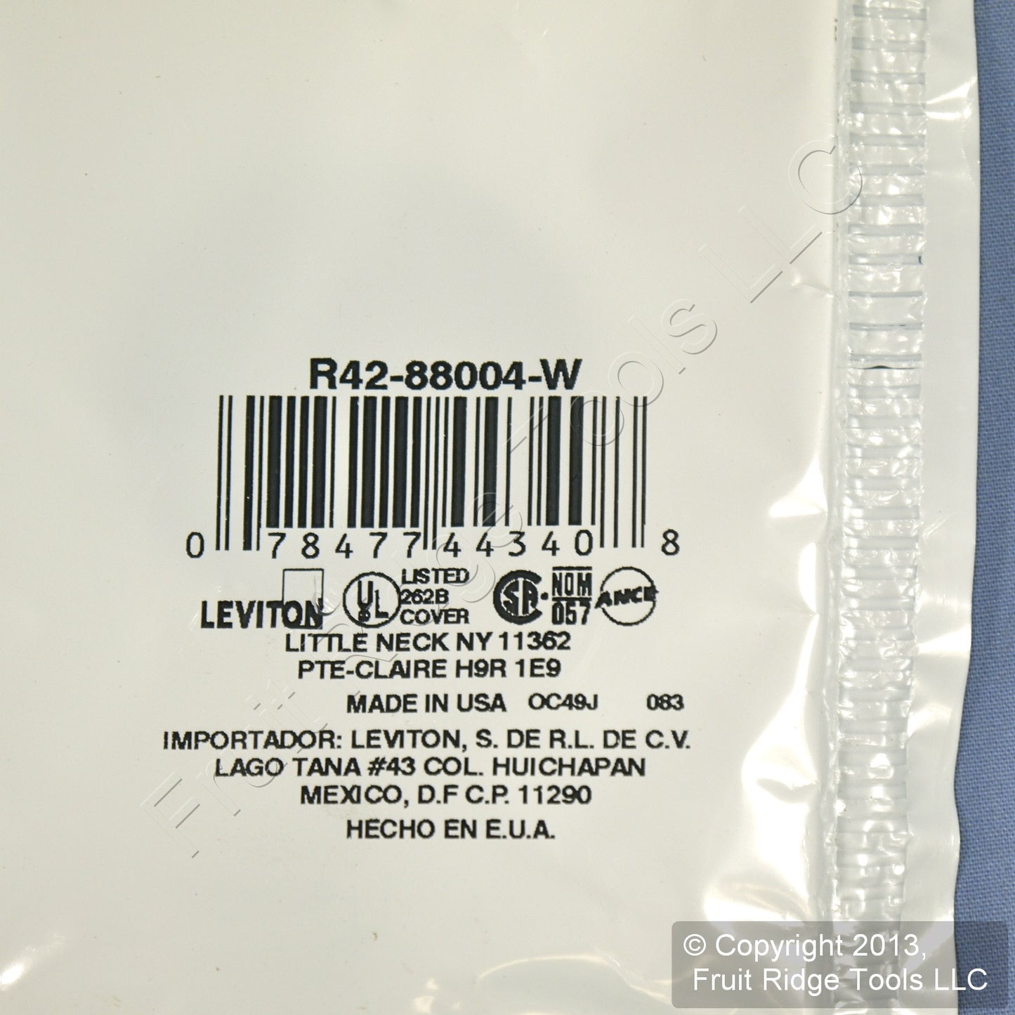 Leviton 88004 White 1-Gang 1.406in. Outlet Plastic Standard Wallplate Cover 4pcs