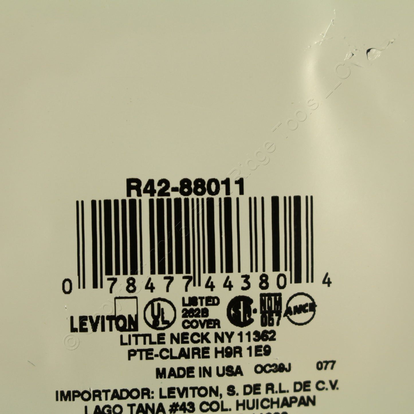 Leviton 88011 White 3-Gang Toggle Switch Plastic Standard Wallplate Cover Plate