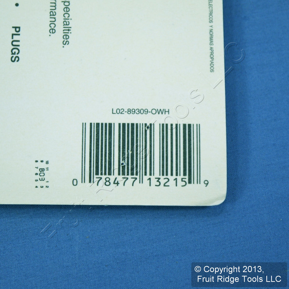 Leviton 89309-WH White Vinyl 2-Gang Toggle Switch Metal Oversize Wallplate Cover