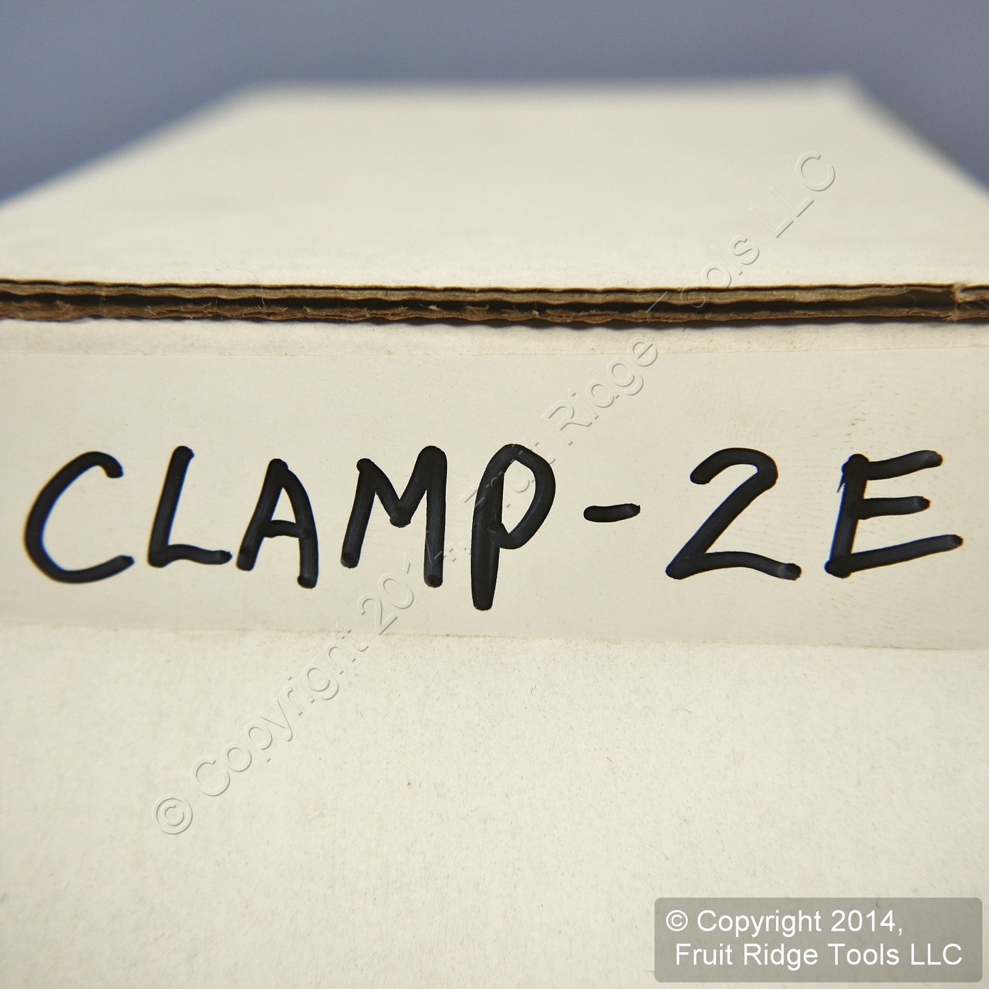 25 Leviton Black 20/30 Amp Straight Locking 3-Wire Cord Clamps CLAMP-2E