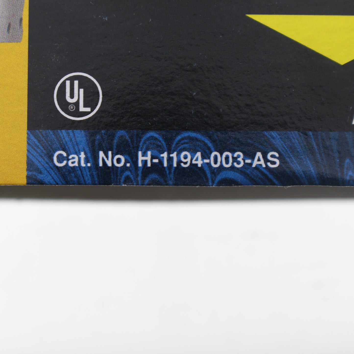 Leviton H1194-003-AS 6-Outlet Surge Protector 1/2" Thick w/ 3ft Cord 210 Joules