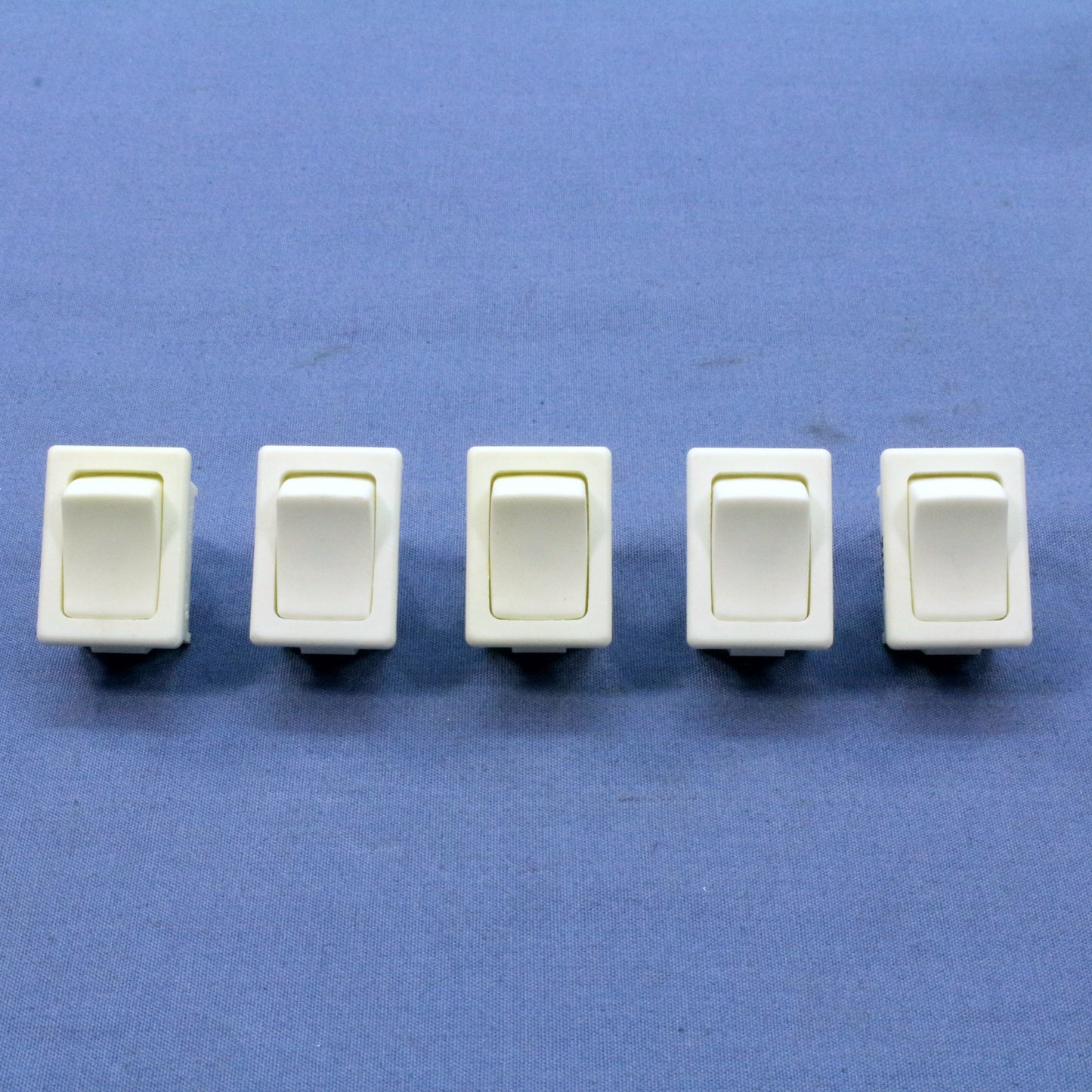 5 Leviton White Snap-In Mini Rocker Panel Switches On/Off 10A SPST Micro MR002