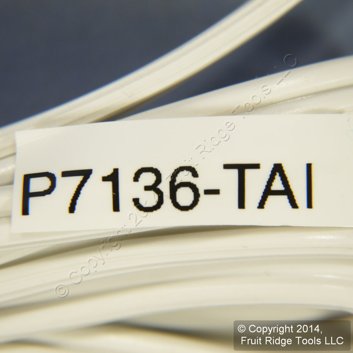 Leviton White 18/2 AWG 6-Foot 6' Wire 10A 125V P7136-TAI
