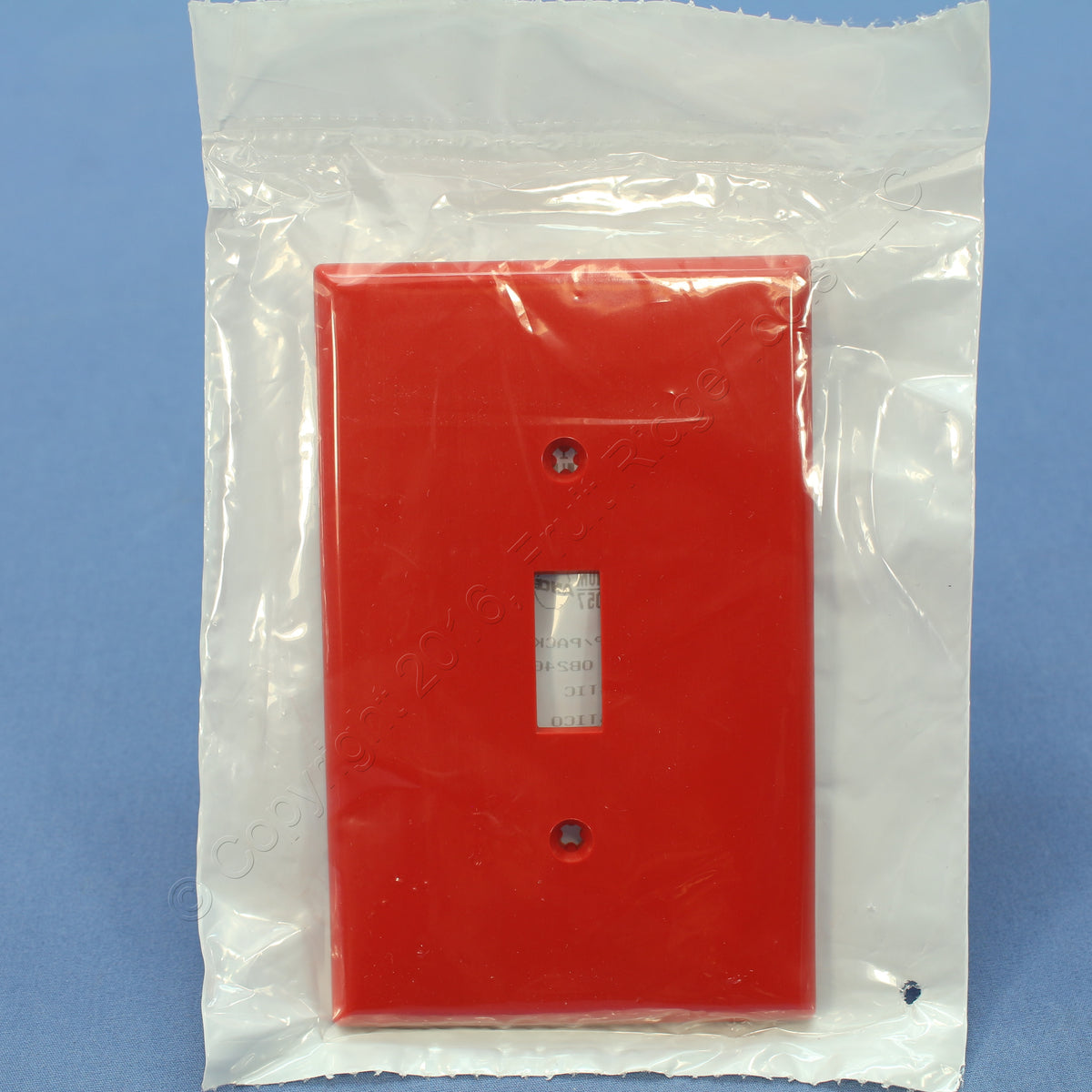 Leviton PJ1-R Red 1-Gang Toggle Thermoplastic Unbreakable Midway Wallplate Cover