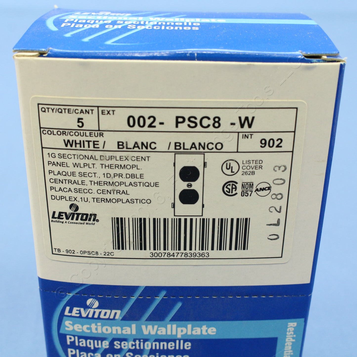 Leviton PSC8-W White Nylon Receptacle Outlet Center Panel Sectional Covers 10pk