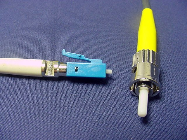 3M Leviton Fiber Optic Singlemode Simplex Patch Cable Cord ST LC SPC SPSTL-S03