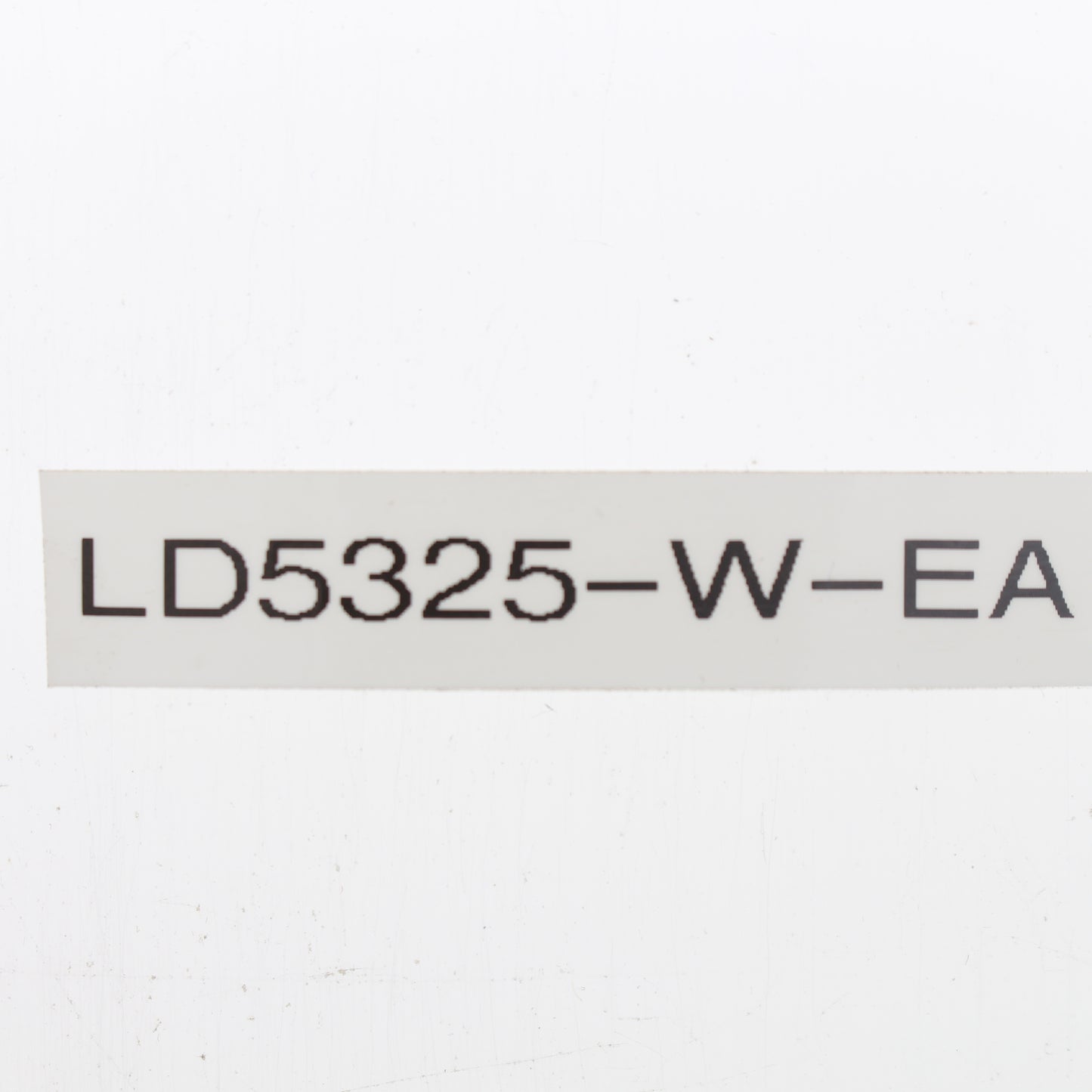 Leviton White Scratched Tamper Resistant Decora Outlet 5-15R 15A T5325-W