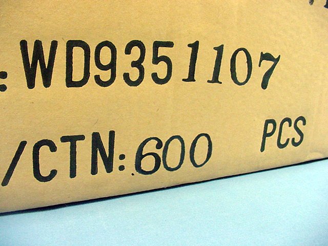 GE Ivory 2-Gang Toggle Switch Decorator Unbreakable Wallplate w/o Screws 600pcs