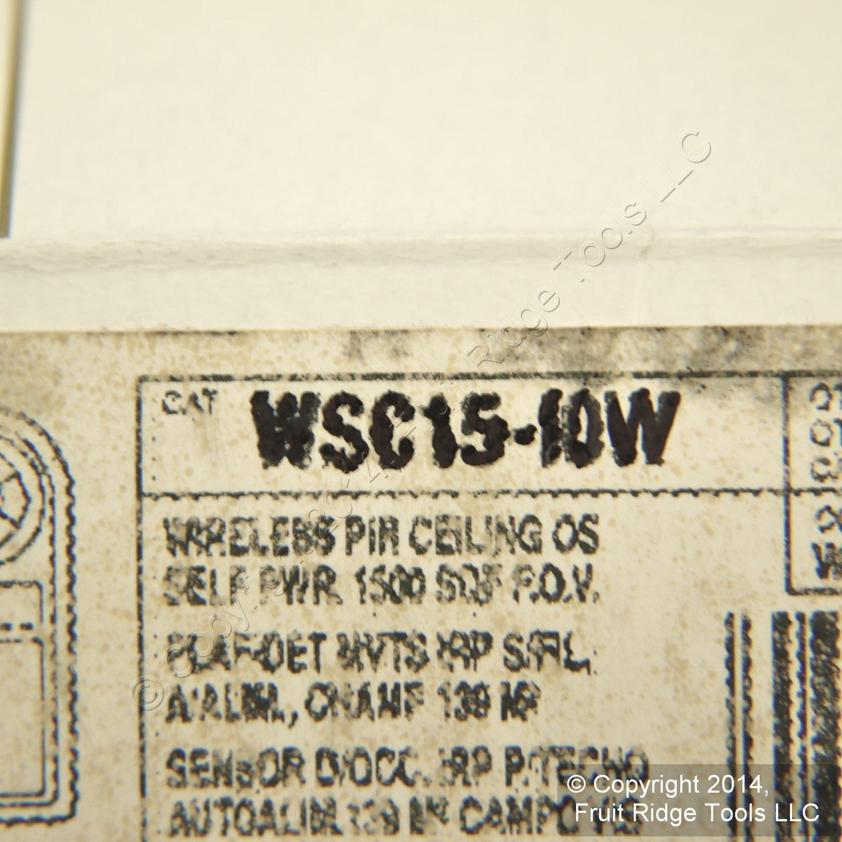 Leviton White PIR RF Wireless Self-PoweRed Occupancy Sensor 1500 Sq Ft WSC15-I0W