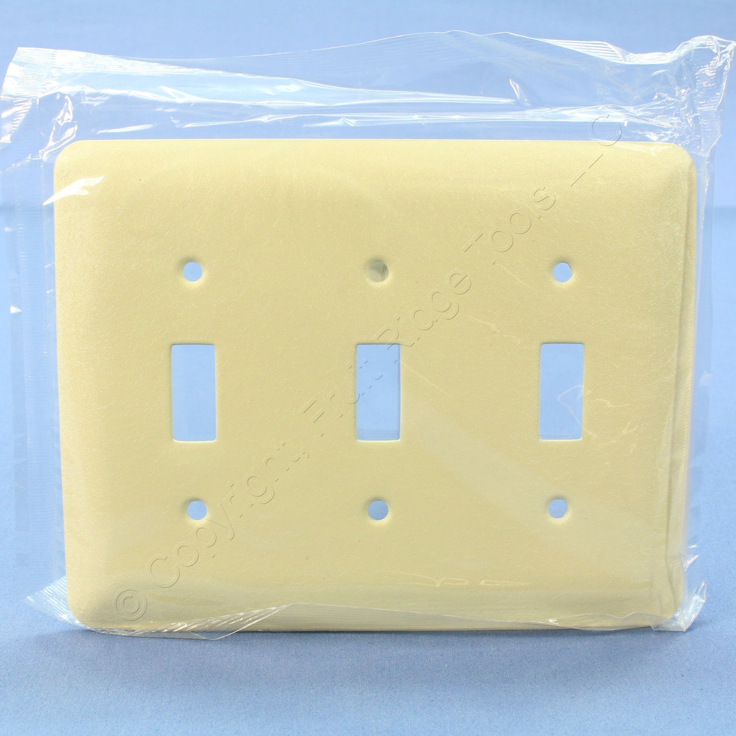 Mulberry 79073 Wrinkle Ivory 3-Gang Toggle Metal Princess Oversize Wallplate
