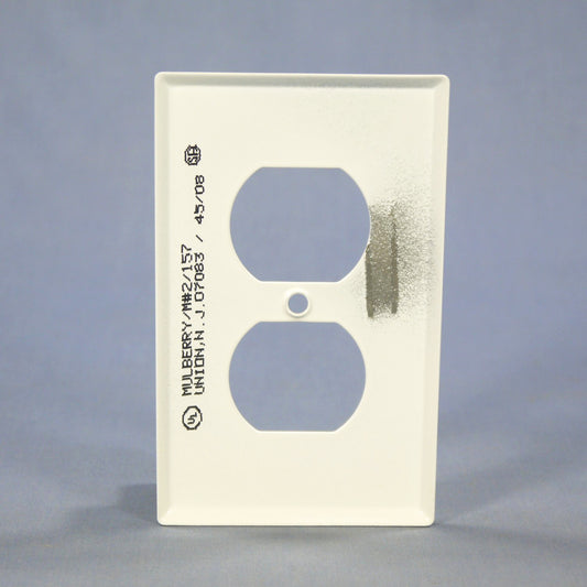 Mulberry White 1-Gang Painted Metal Duplex Receptacle Wallplate Outlet Cover