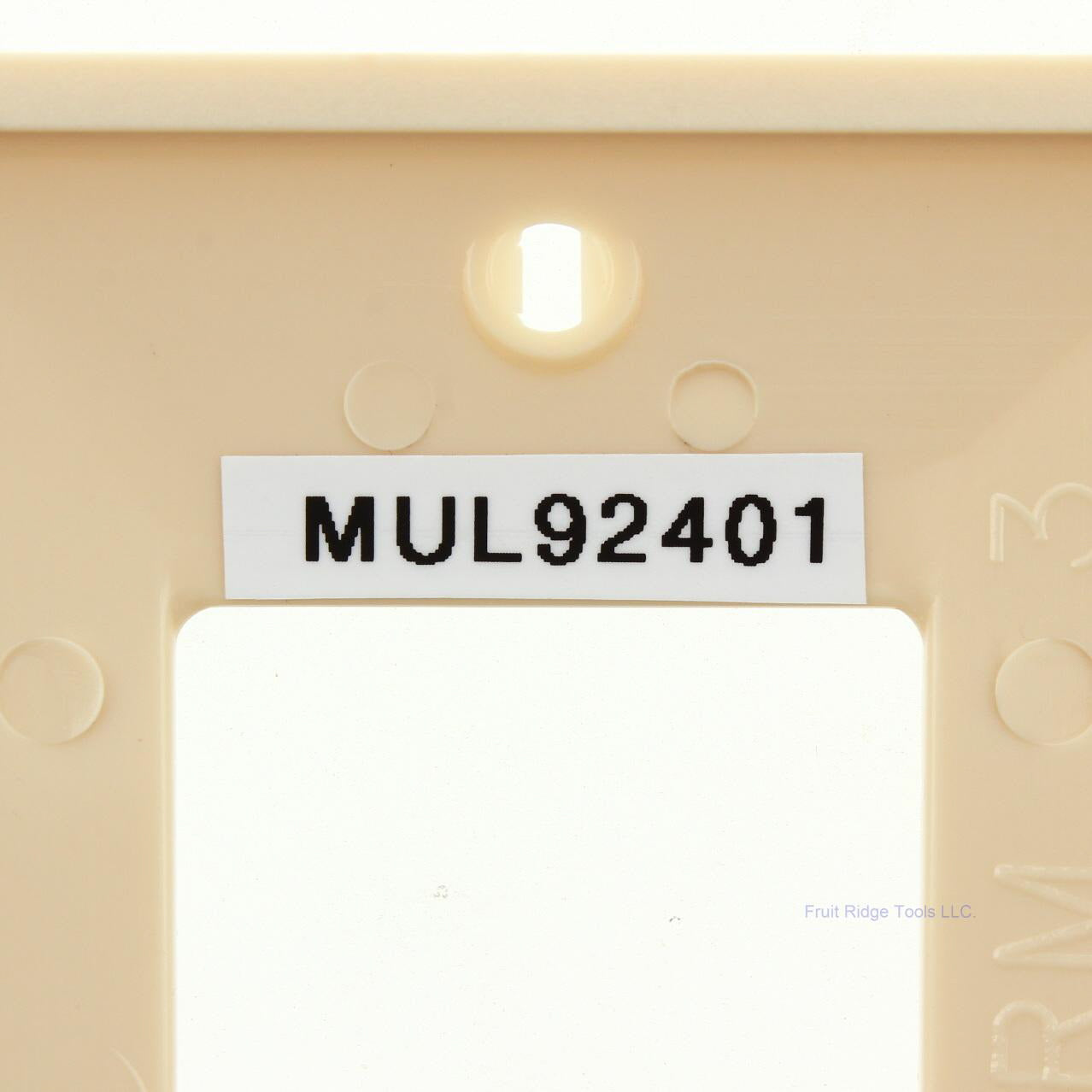 Mulberry 92401 Ivory 1-Gang Thermoplastic Unbreakable Standard Wallplate Cover