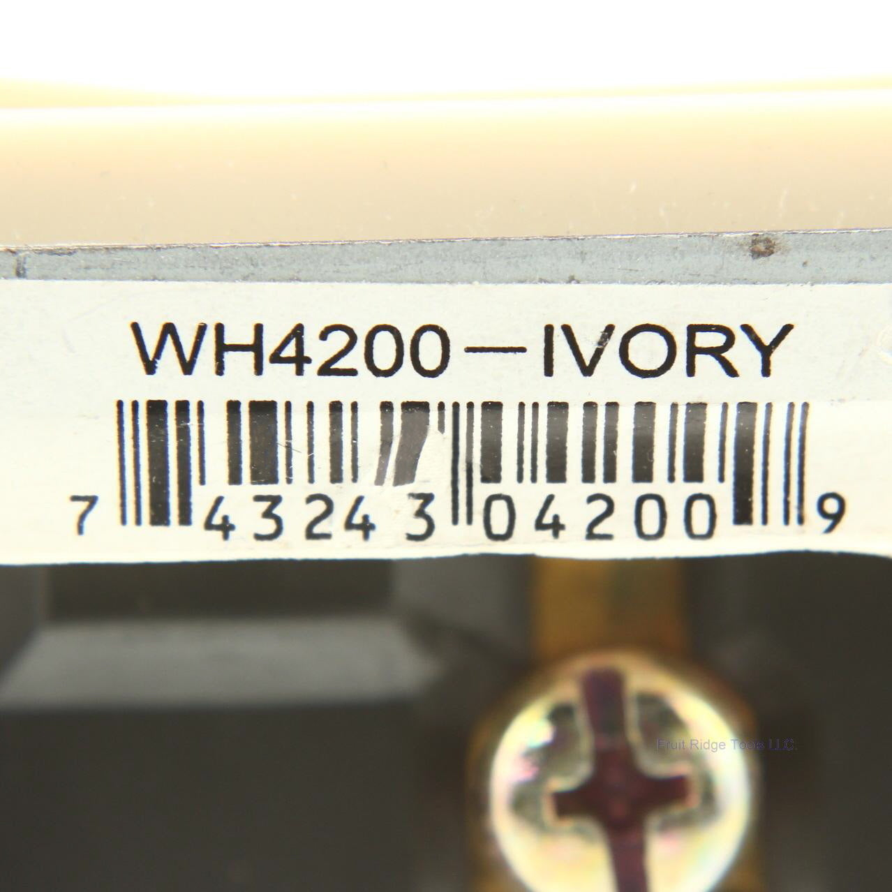Preferred Industries WH4200 Ivory 3-Way 15A Decorator Rocker Light Paddle Switch