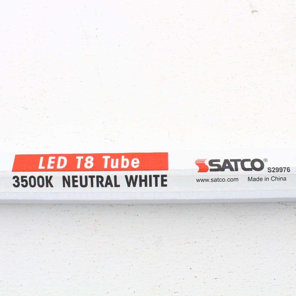 24-Pack Satco S29976 LED T8 15W Medium BiPin 3500K 2100 Lumens Ballast DepEndent