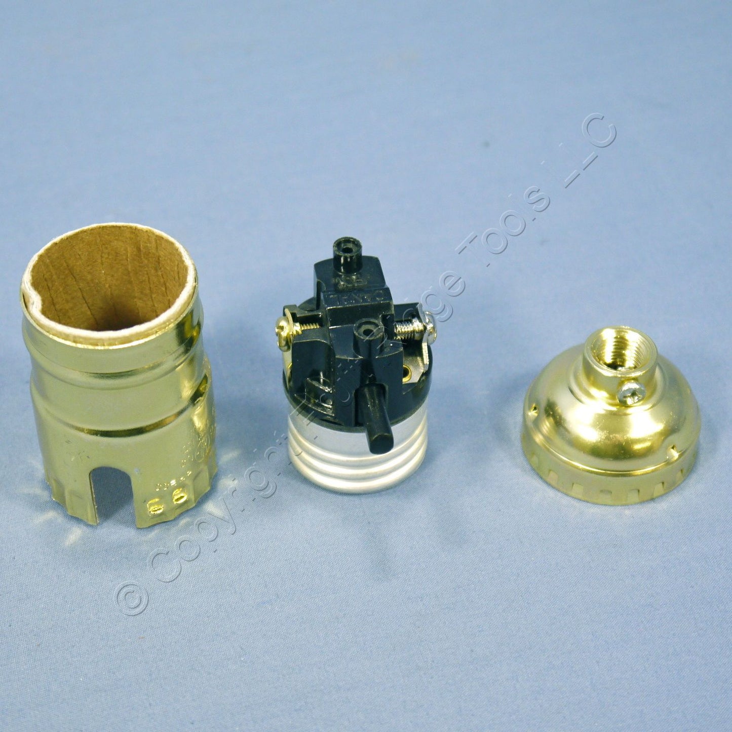 Ace Push-Thru Light Socket Brass 660W 250V Lamp Holder Electrolier 1/8 IPS 31188