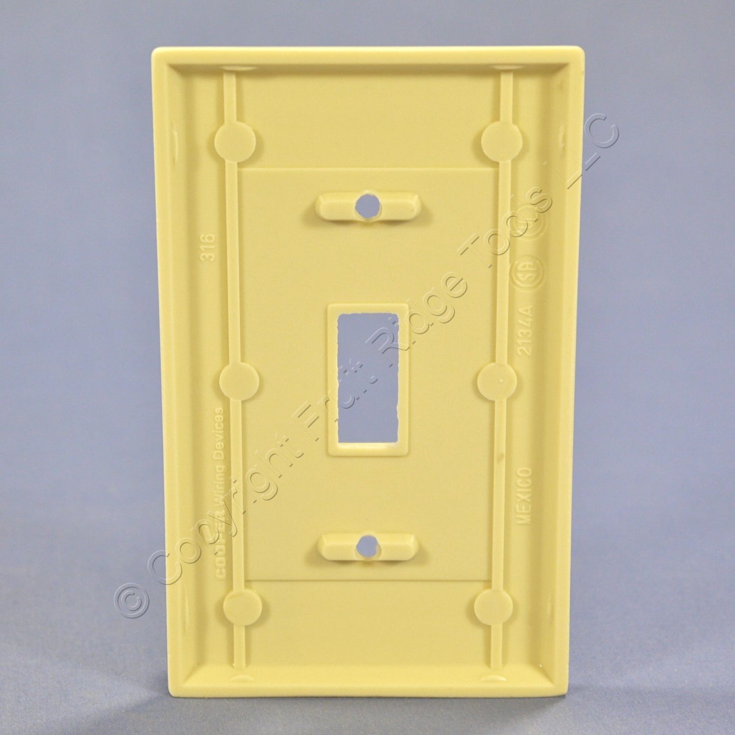 ACE 31211 Ivory 1-Gang Toggle Switch Plastic Standard Size Wallplate Cover Plate