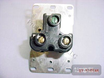Arrow Hart 5700N Flush Mount Power Receptacle Outlet Oven Welder 6-30R 30A 250V