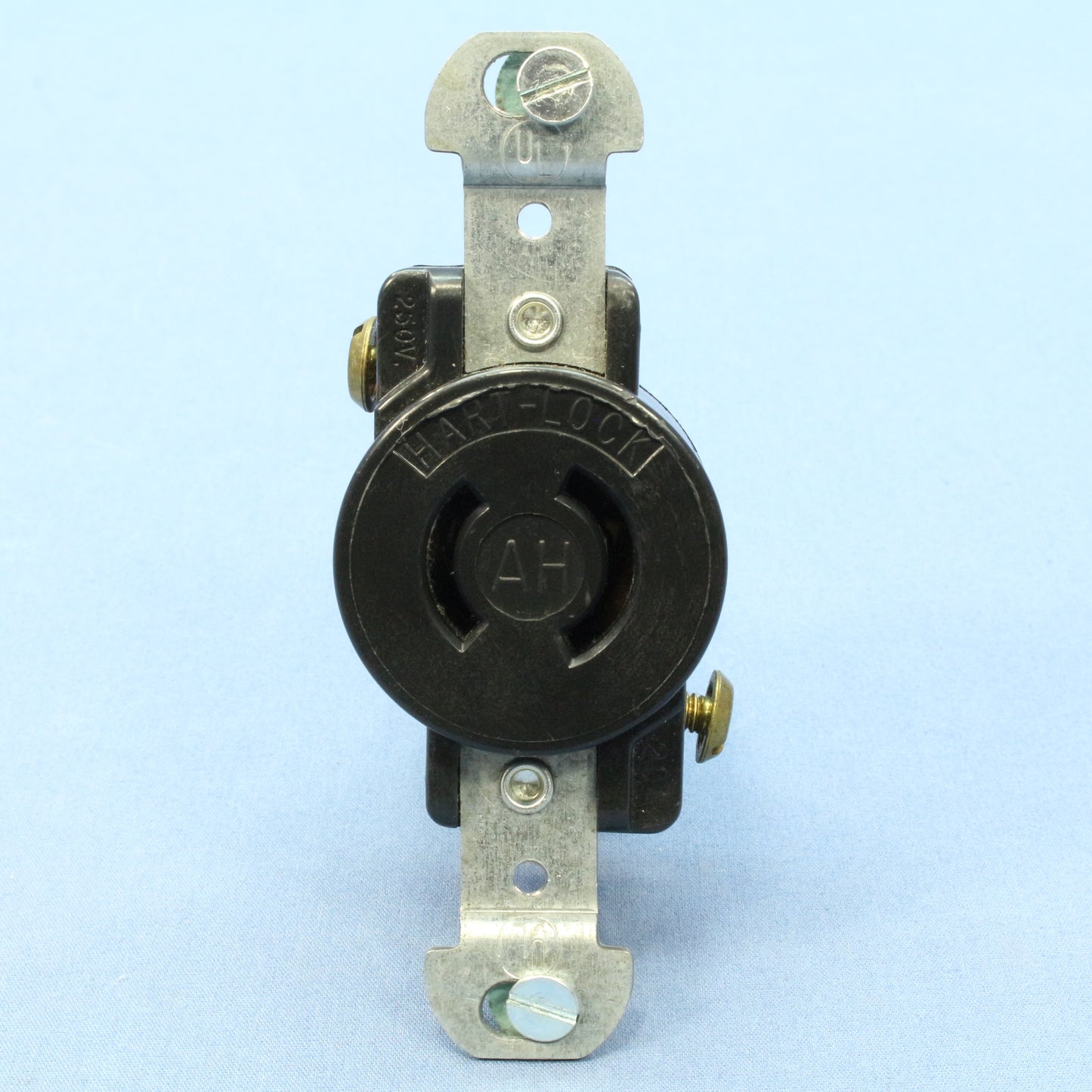 Non-Nema Locking Receptacle Single Outlet Twist Turn 20A 250V Arrow Hart 7210B