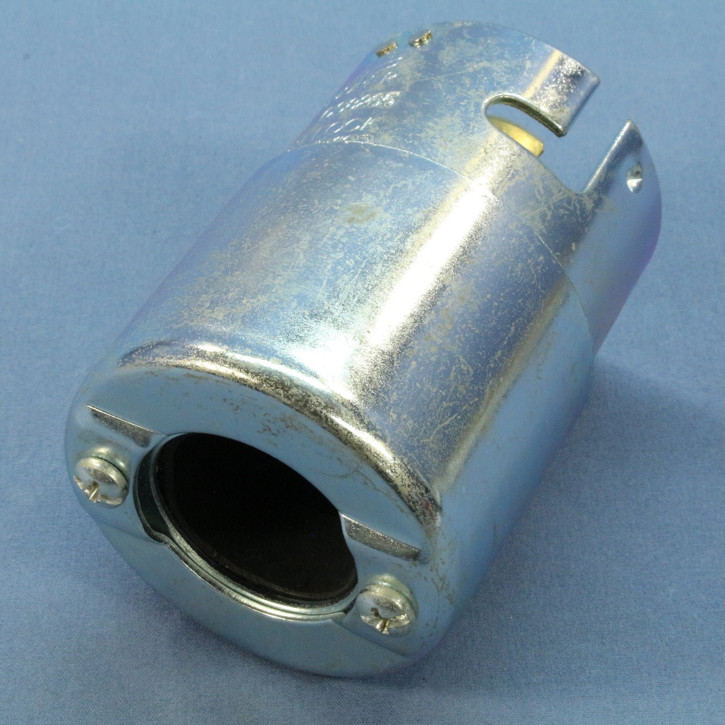 Armored Hartlock Plug Twist Turn 50A 250V Grounding California Arrow Hart CS8265