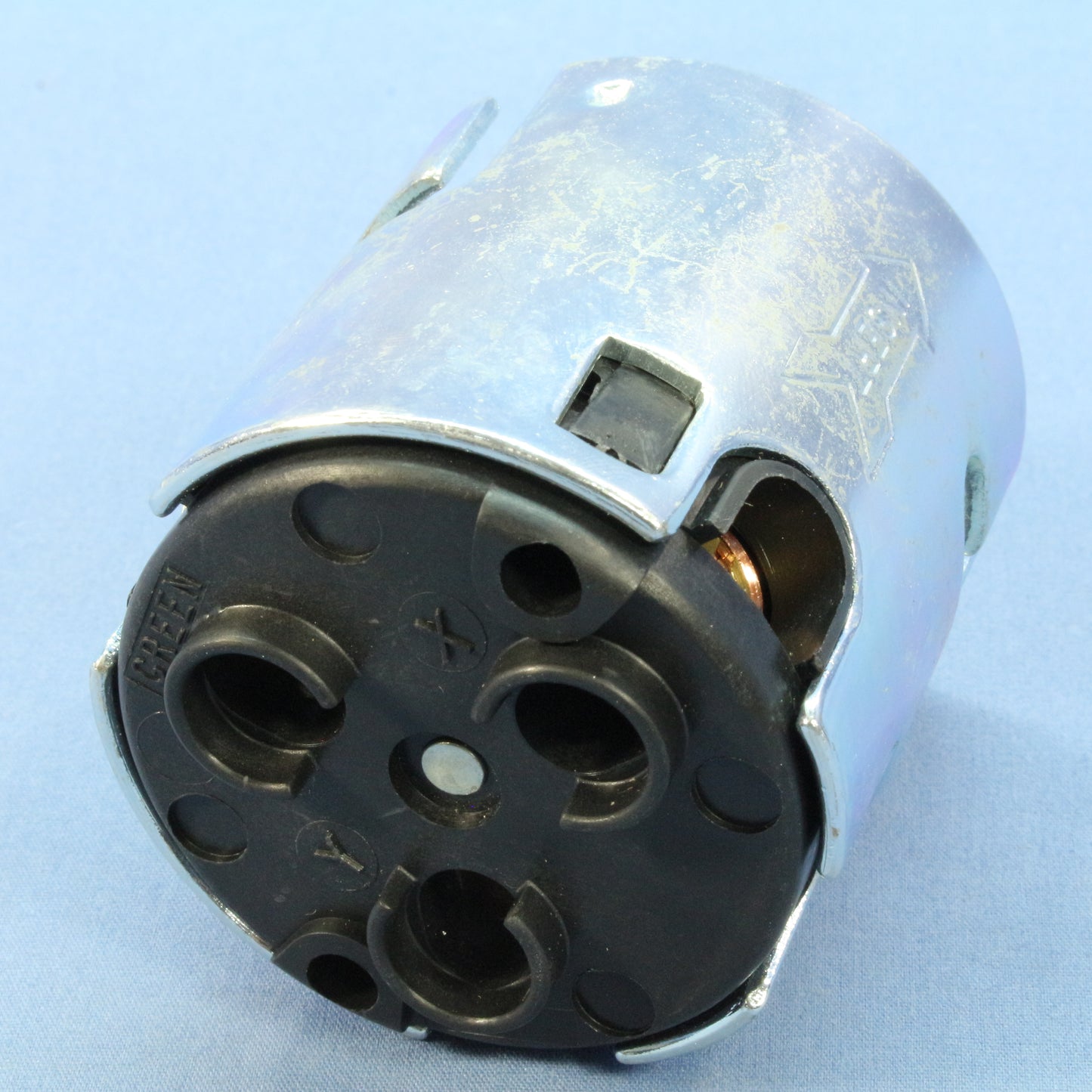 Armored Hartlock Plug Twist Turn 50A 250V Grounding California Arrow Hart CS8265