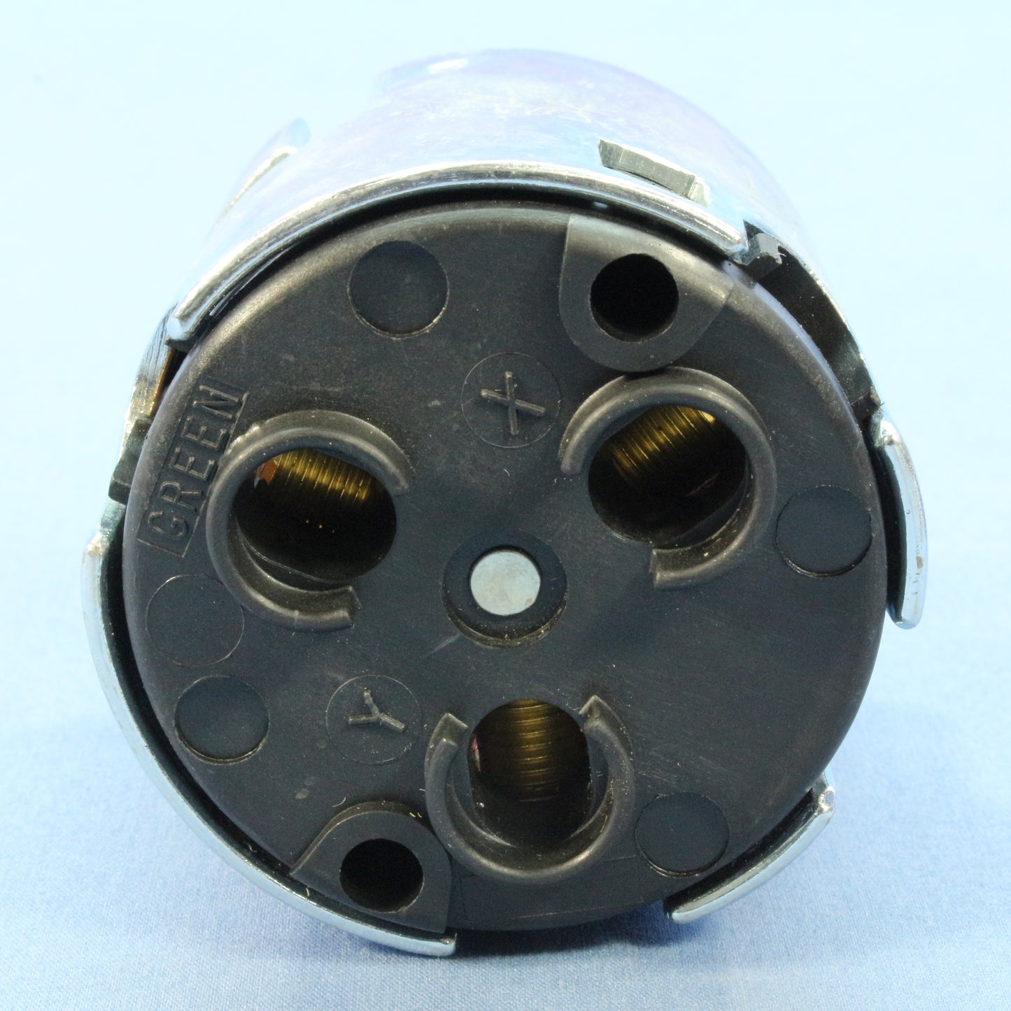 Armored Hartlock Plug Twist Turn 50A 250V Grounding California Arrow Hart CS8265