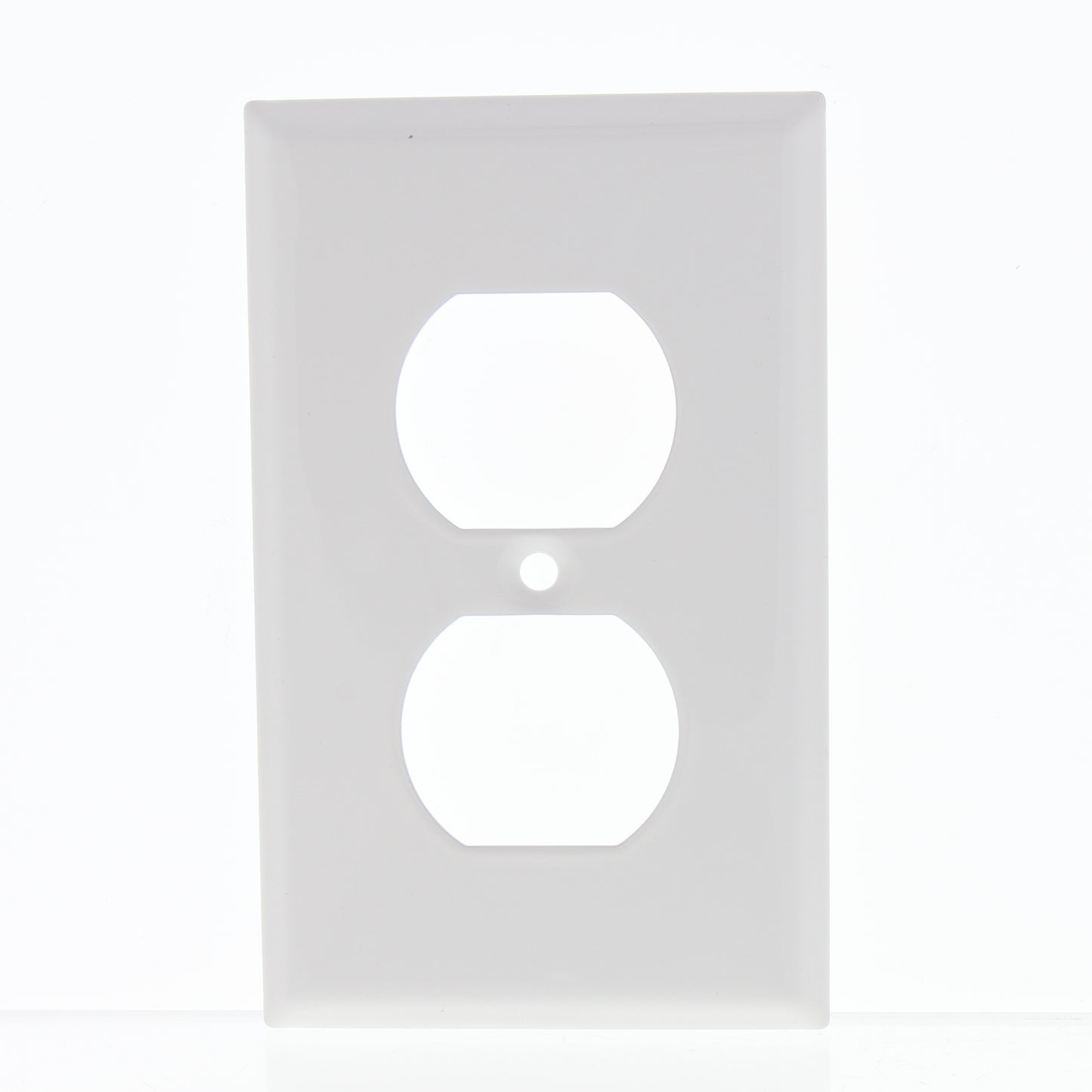 6-Pack Amerelle Smooth White Steel 1-Gang Duplex Cover Standard Size Wallplates