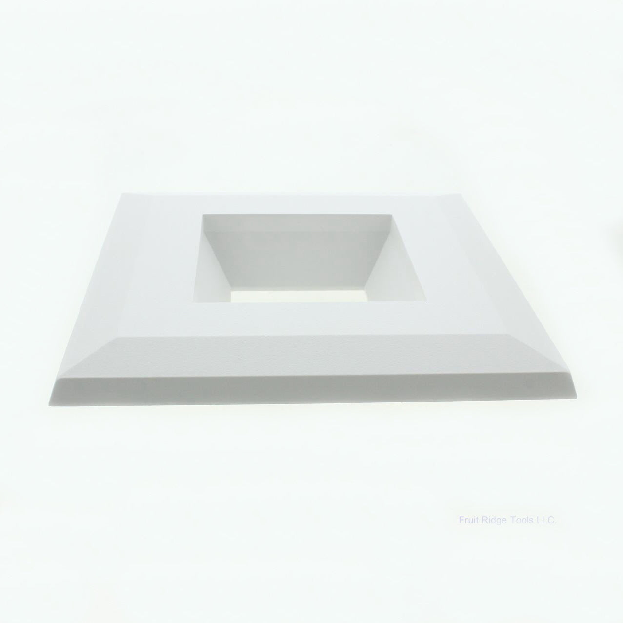 American Lighting White Aluminum Snap On 5.25" x 1" Square Trim Q4-WH Boxed