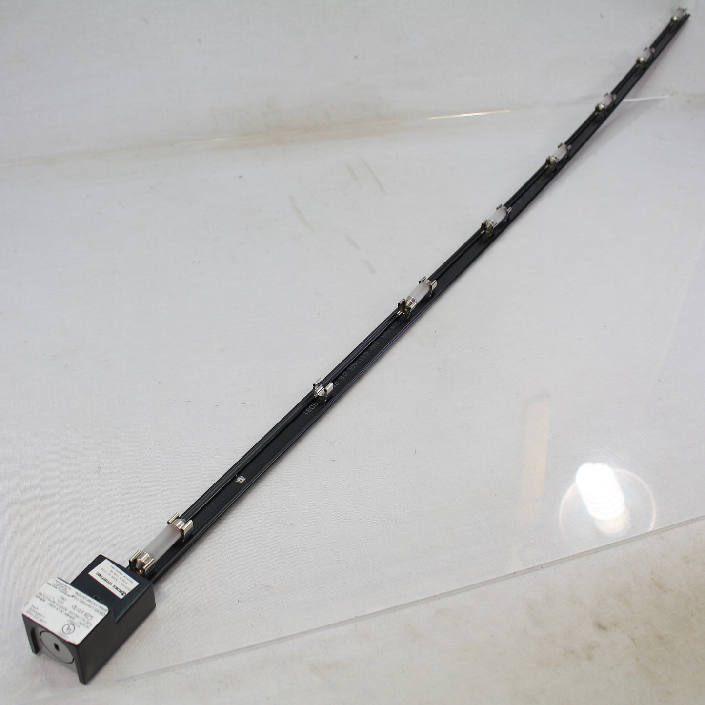 Ardee MK-04-B Lighting 44" CLX 8-Bulb 6W Festoon Flexible Clik Strip 12V-300W