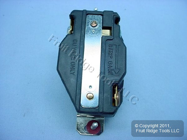 Hubbell Bryant L5-30 Locking Receptacle L5-30R Turn Lock Outlet 30A 125V 70530FR