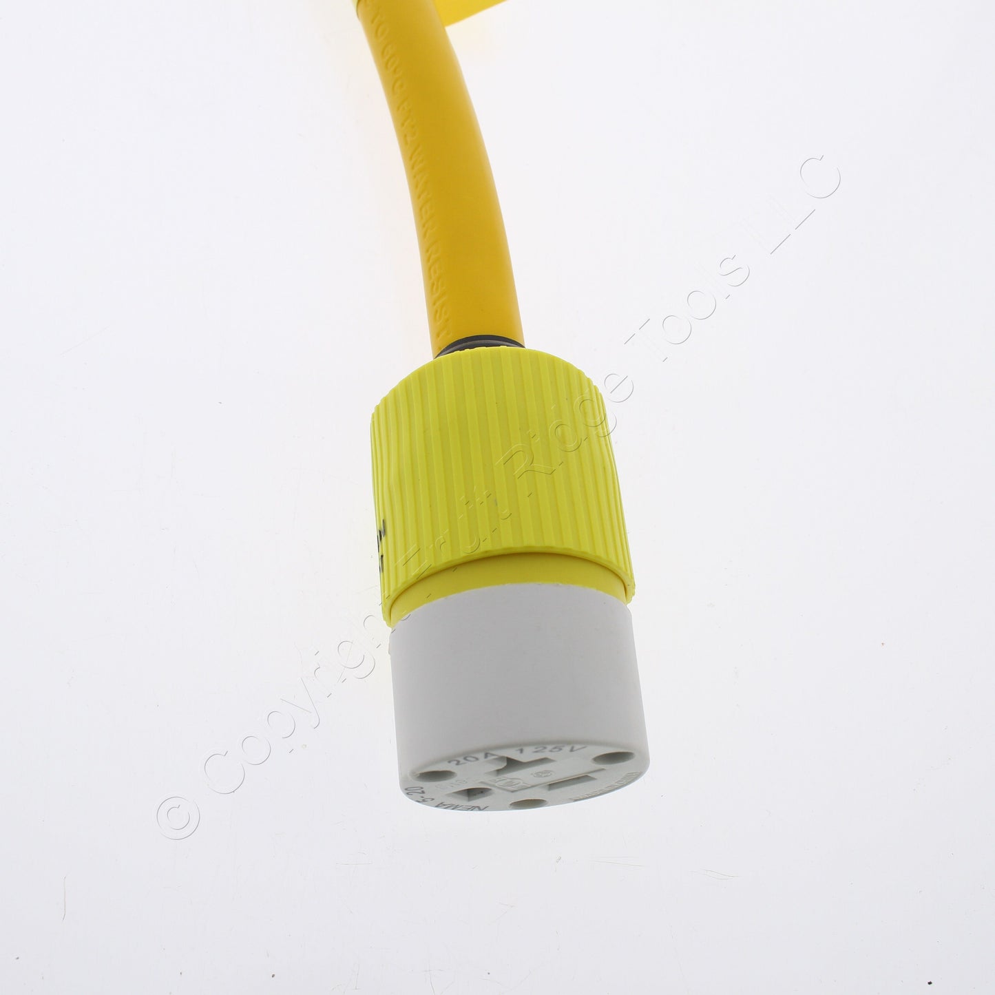 Bryant Corrosion Resistant Adapter Cord 15A/20A Straight to 20A Locking 2129CR
