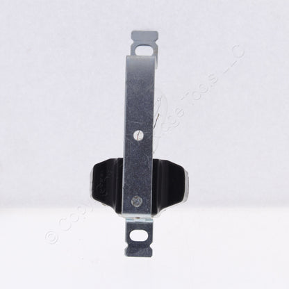 Bryant Pilot Light Candelabra Lampholder Box Mount Bracket 6W Bulb 125V 427