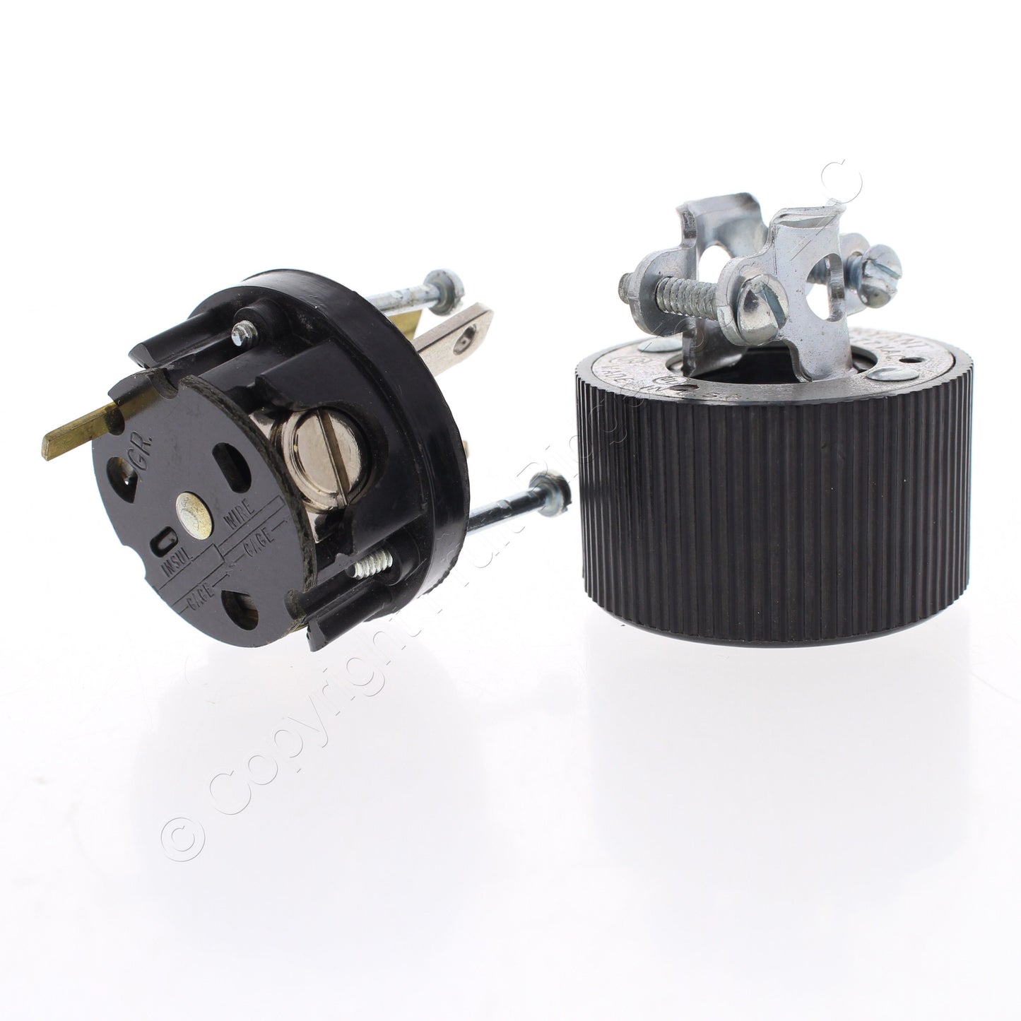 Hubbell/Bryant Straight Blade Male Plug 15A 347V Nema 24-15P Bulk 5856