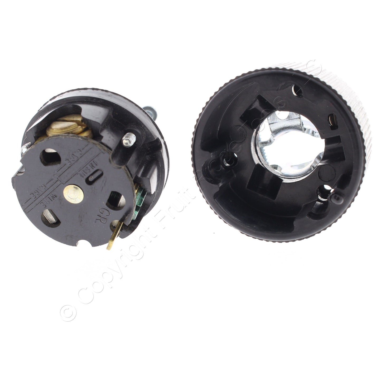 Hubbell/Bryant Straight Blade Male Plug 15A 347V Nema 24-15P Bulk 5856