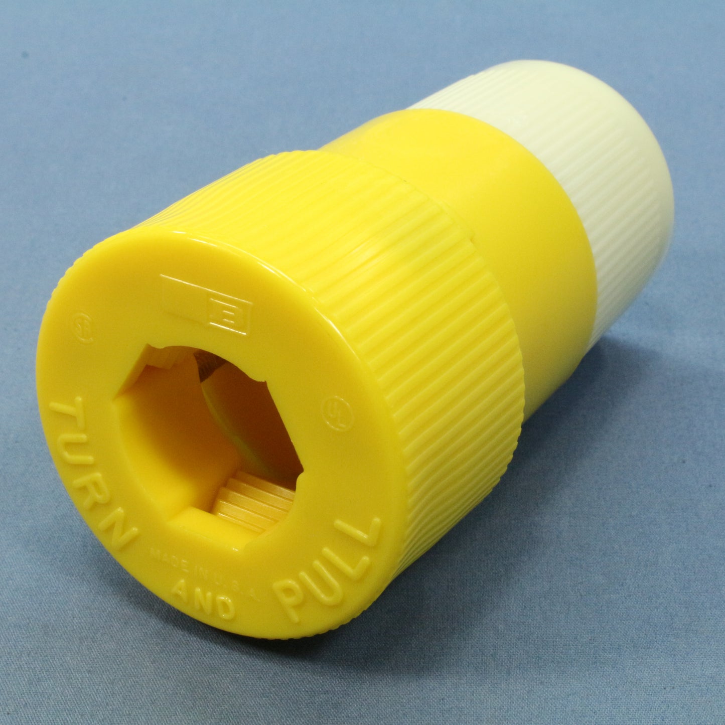 Bryant CORROSION RESISTANT Twist Turn Locking Connector L5-20R 20A 70520-NCCR