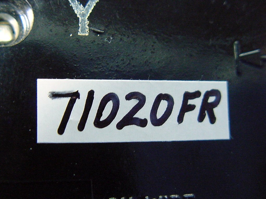 Hubbell Bryant Twist Turn Locking Receptacle Outlet L10-20R 20A 125/250V 71020FR