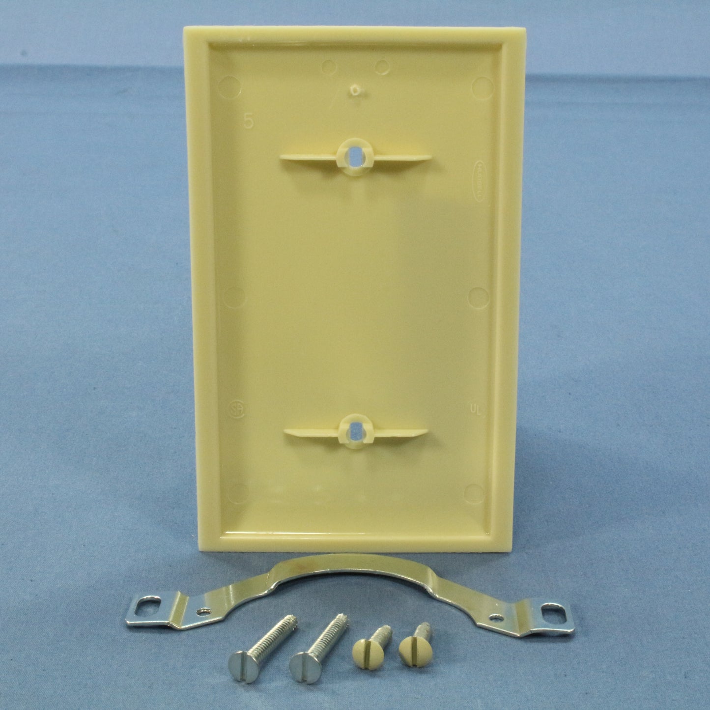 Bryant Ivory 1-Gang Blank Unbreakable Wall Plate Box Mount Nylon Cover N2121
