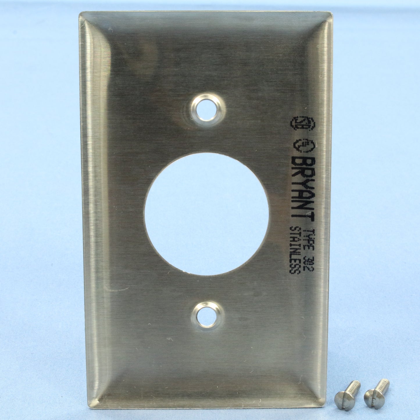 Bryant S611 Non-Magnetic Stainless Steel 1-Gang 1.405 Receptacle Wallplate Cover