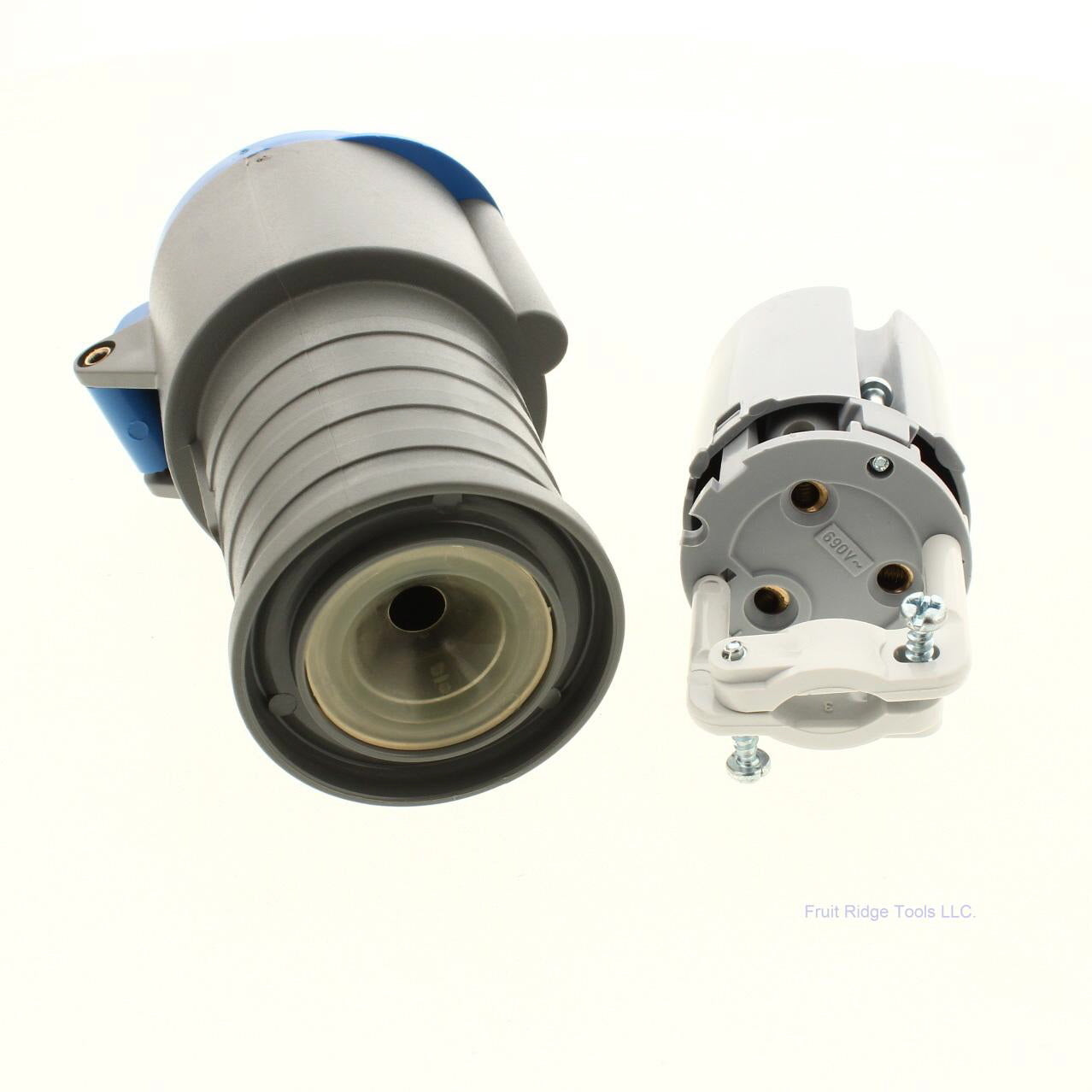 CEWE Gray Pin and Sleeve Receptacle w/Blue Lid 32A 200-250V 6H IP44 CSG232-6