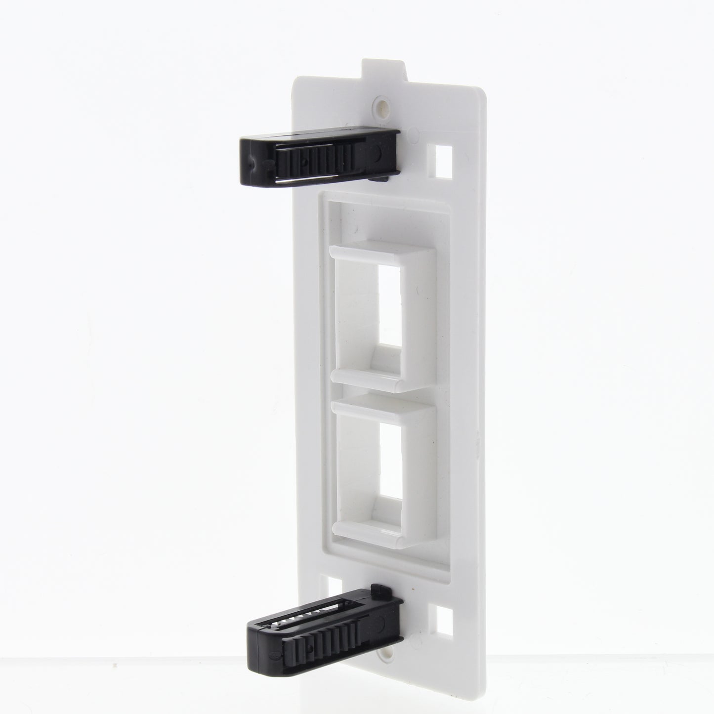 Cheetah 5010C-C0W White 2-Port Keystone Jack Wallplate Insert 1-Gang