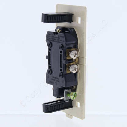 Cheetah 7000-C0I Ivory Outlet Duplex Straight Blade Receptacle 15A 125V