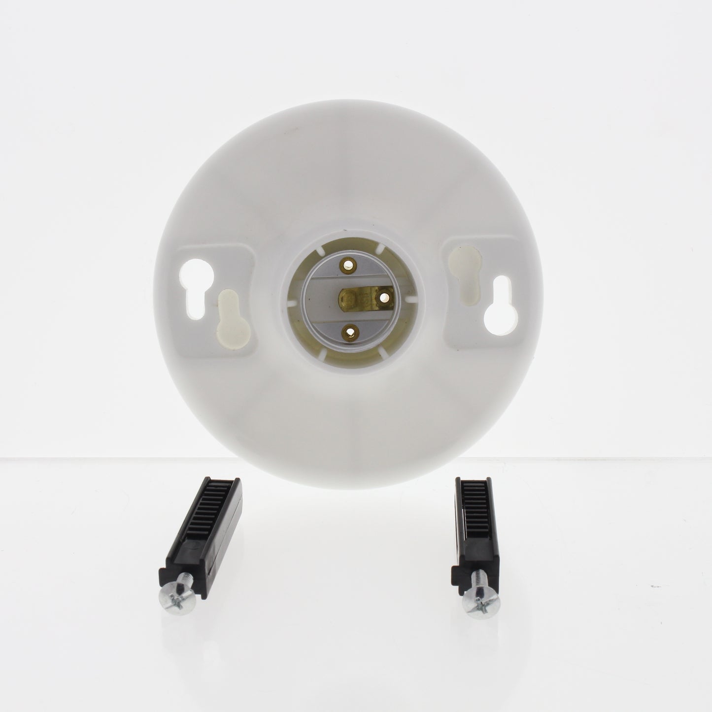Cheetah White Keyless Plastic Ceiling Lampholder Medium Base CSKL10