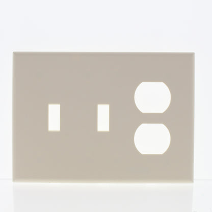 Cheetah PJ21C-C0T 3-Gang Toggle Duplex Receptacle Screwless Cover Wallplate 2pcs