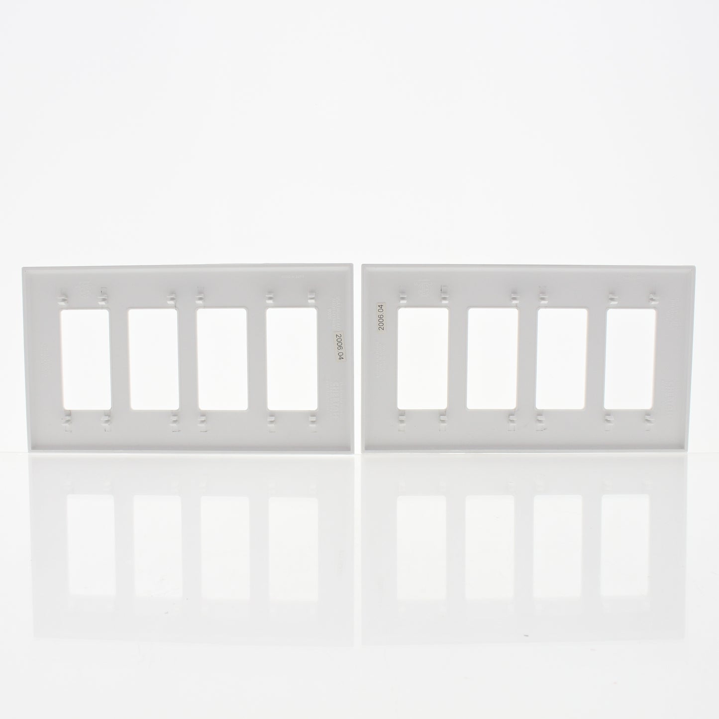 2-Pack Cheetah White 4-Gang Rocker Switches Screwless Cover Wallplate S264C-C0W