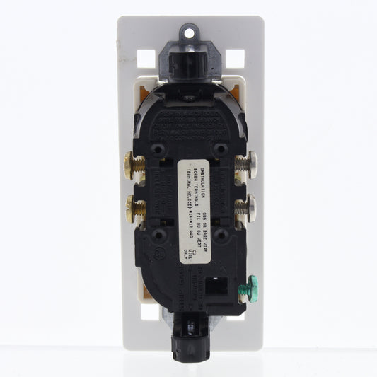 Cheetah Outlet Duplex Receptacle 15A 125V T5325-COT