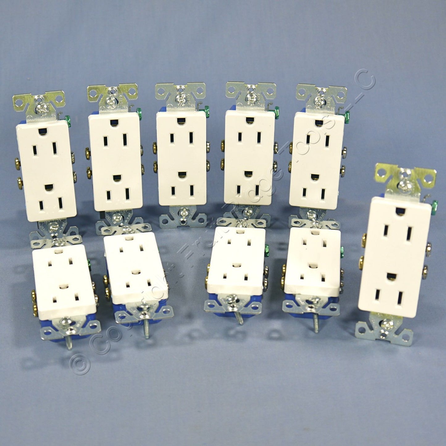 10 Cooper White Decorator Receptacle Duplex Outlets Nema 5-15R 15A 125V Boxed