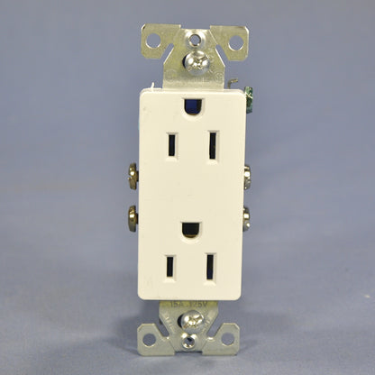Cooper White Decorator Receptacle Duplex Outlet Nema 5-15R 15A 125V Bulk 1107W