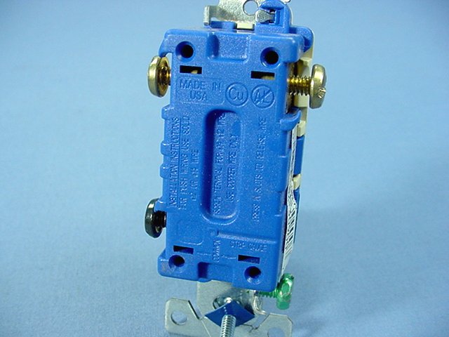 Cooper Wiring 1303-7V Ivory Toggle Wall Light Switch 3-Way 15A 120V Bulk