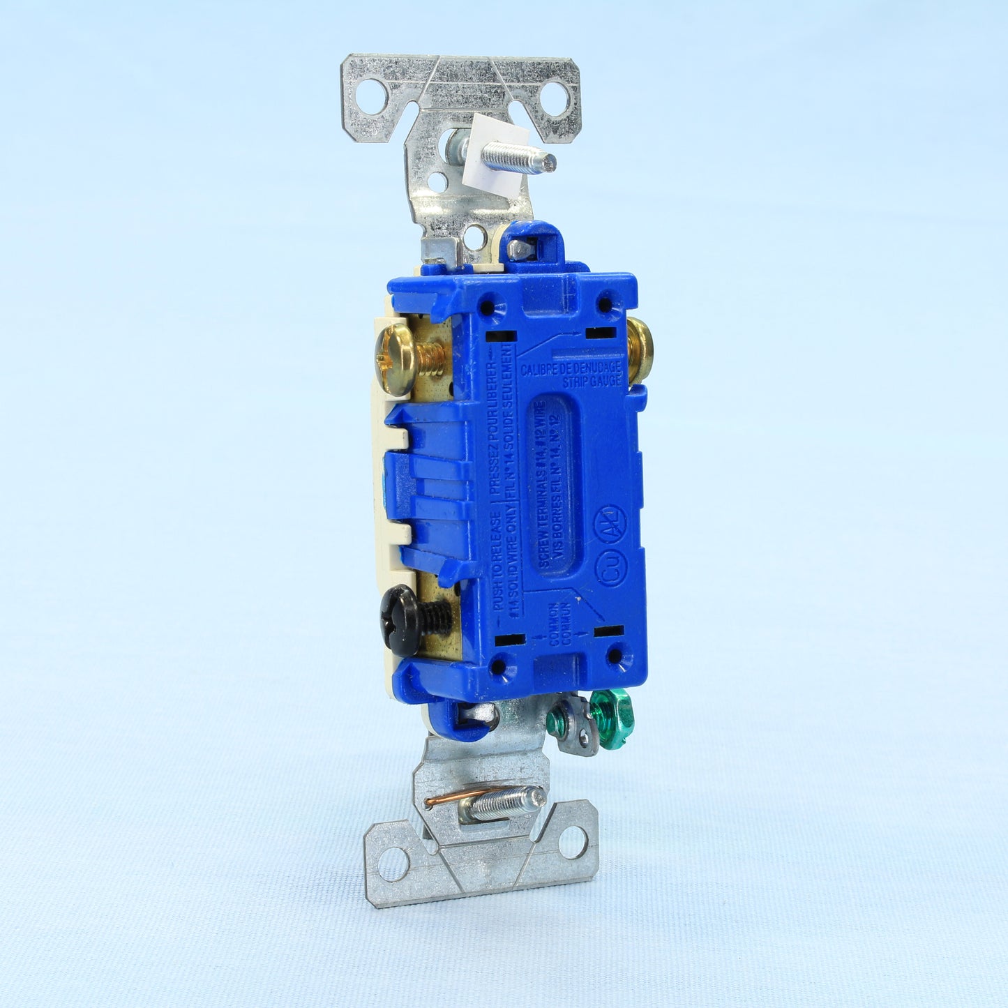 Cooper Single Pole Toggle Light Switch Auto Grounding 3-Way 15A 120V AL 1303-9A